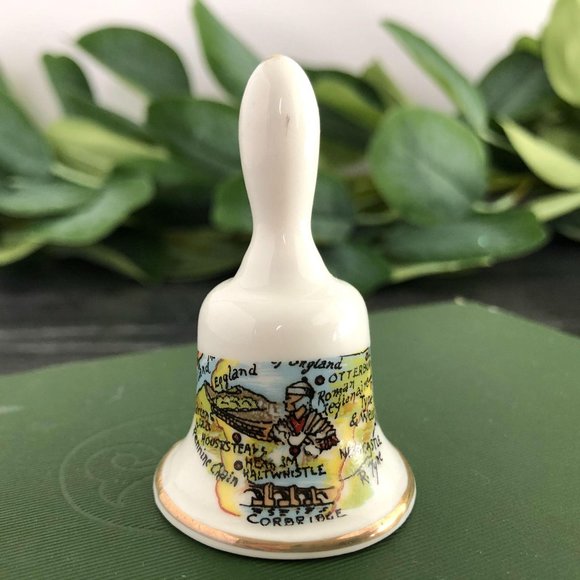 Fine Bone China Souvenir of England Miniature Bell - Picture 1 of 9